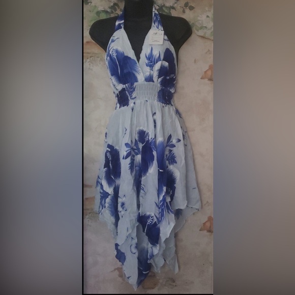 Dresses & Skirts - Womans Summer Ocean Blue White Tropical dress NWT